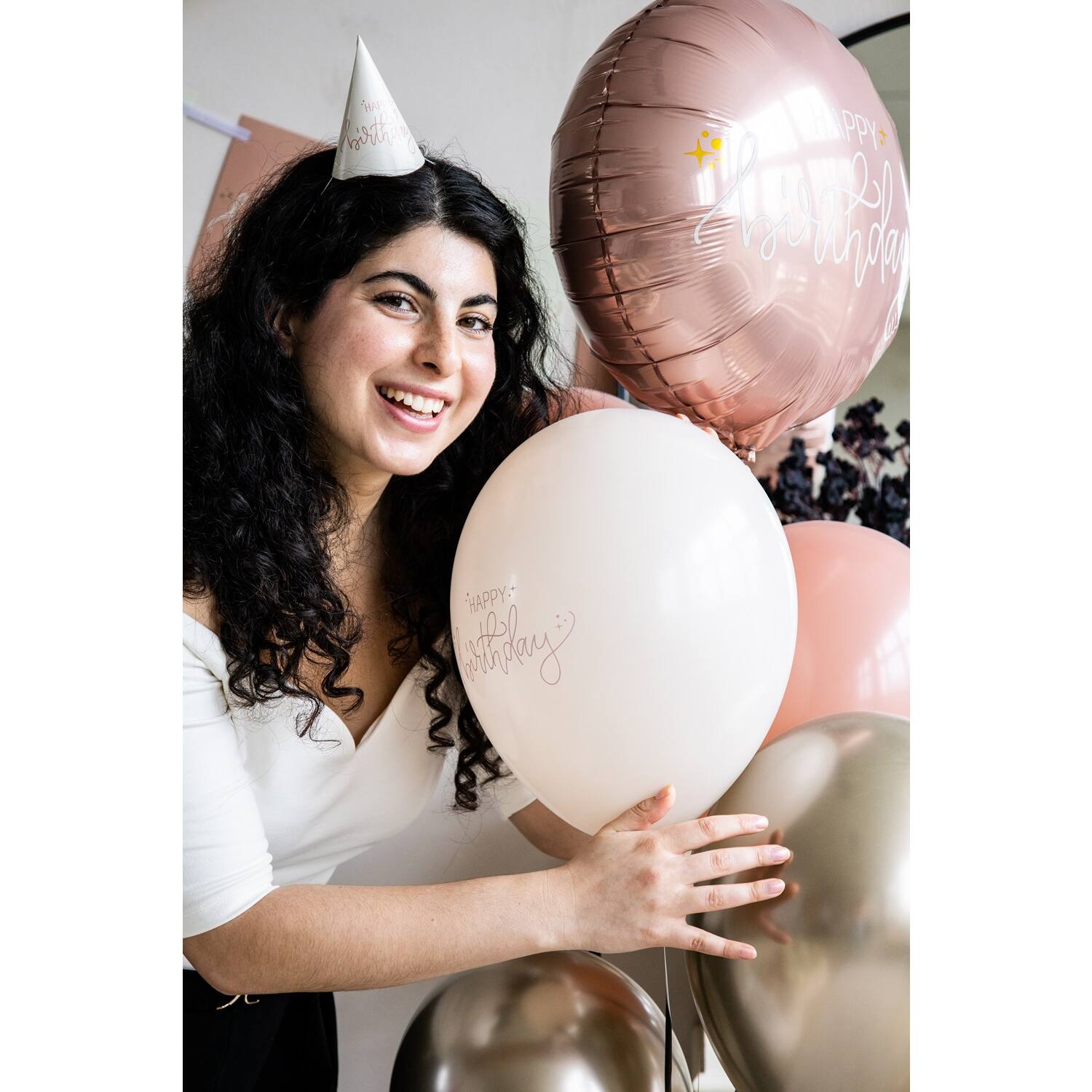 Happy Birthday Crème Rose Round Balloon