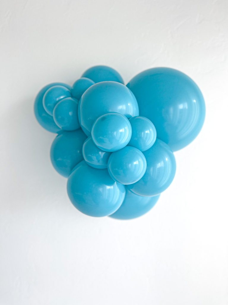 Turquoise Latex Balloon (Helium/Air Filled) - 11 Inches